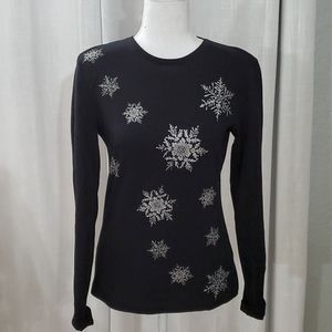 Jones of New York long slv tee w/ snowflakes sz s